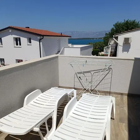 Sandra Apartment *